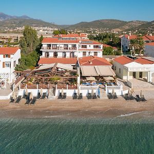 Potokaki Beachfront Hotel